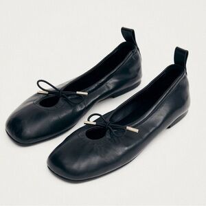 ALOHAS Black Leather Ballet Flats Size 42 Great Condition